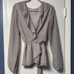 Max Studio White and Black Patterned Blouse